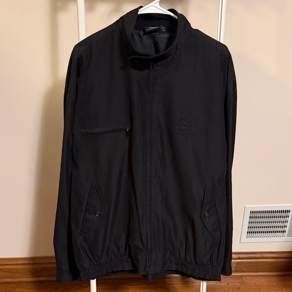 Mercedes-Benz black windbreaker jacket -size XL